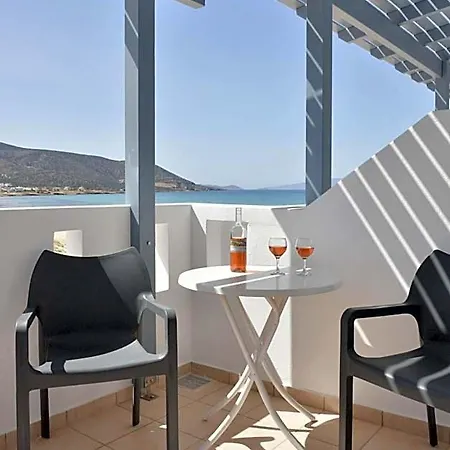 Paradise Hotel 3*